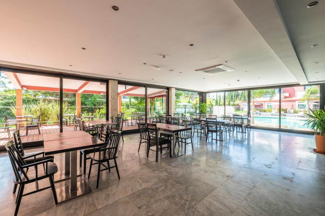 Topazio Vibe Beach Hotel & Apartments - Adults Friendly Албуфейра Екстериор снимка