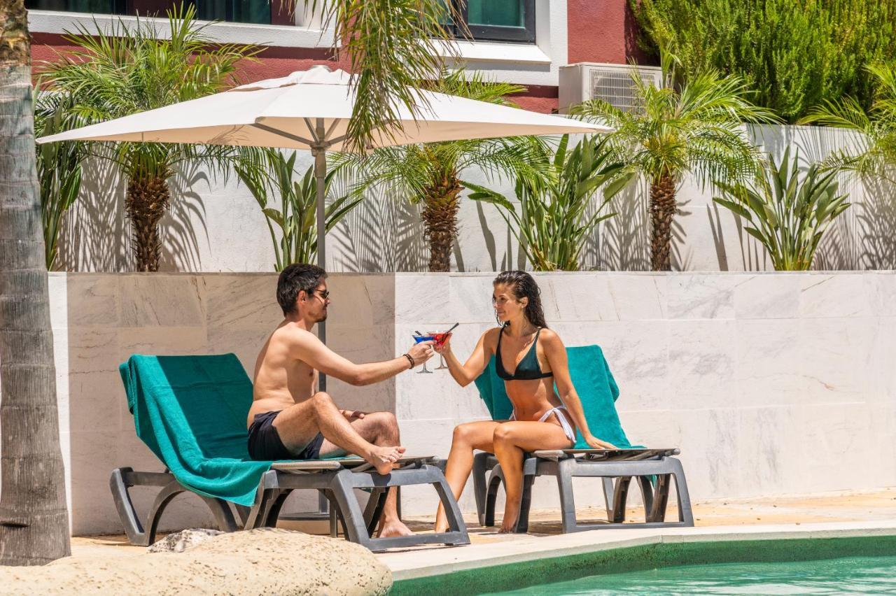 Topazio Vibe Beach Hotel & Apartments - Adults Friendly Албуфейра Екстериор снимка