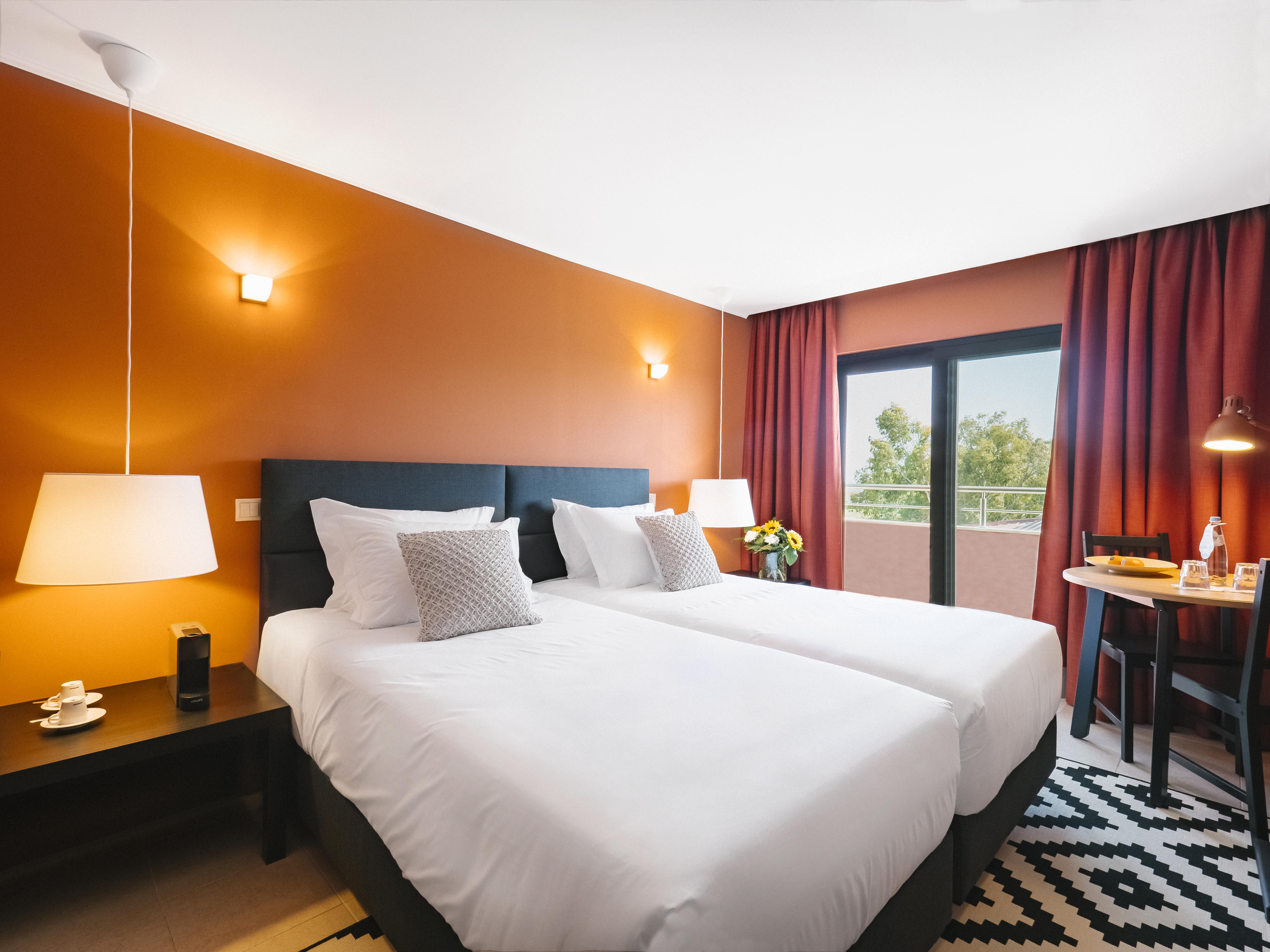 Topazio Vibe Beach Hotel & Apartments - Adults Friendly Албуфейра Екстериор снимка