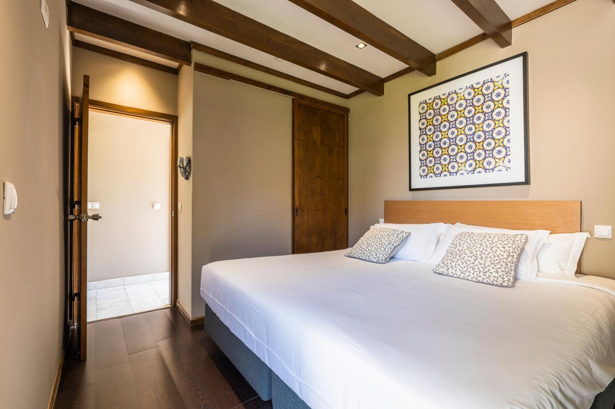 Topazio Vibe Beach Hotel & Apartments - Adults Friendly Албуфейра Стая снимка